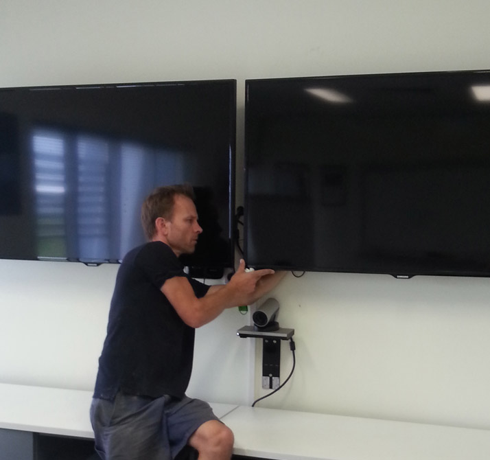 wall tv installers near me